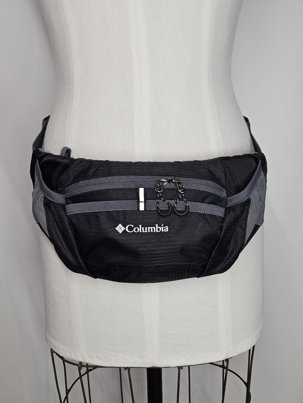Columbia 56"max Belt Bag Technical Ripstop Waist Fanny Pack Crossbody Black Grey